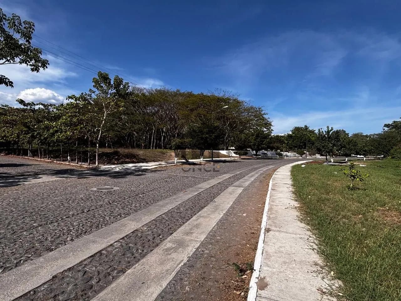 Terreno comercial en venta en Colima, Colima — foto 5 de 8